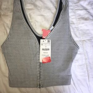 New with tags black and white Zara crop top